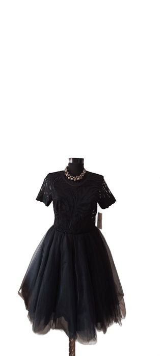 Rochie ocazie din dantela neagra si tulle, NOU cu eticheta