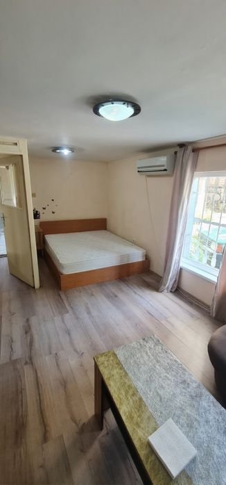 Двустаен апартамент на бул. Васил Априлов