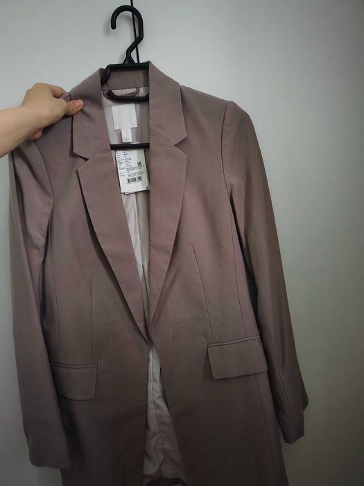 Продам 2 новых пиджака H&M