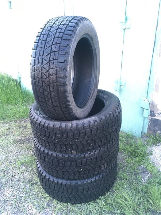Зимние шины 235/55 R 18