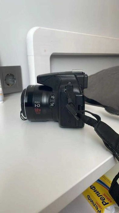Продается камера Canon PowerShot SX50 HS.
