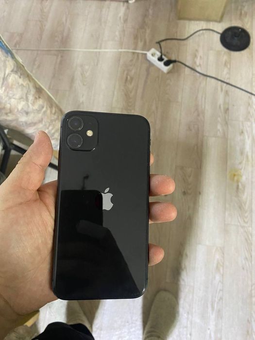 Айфон 11 сатам срочно