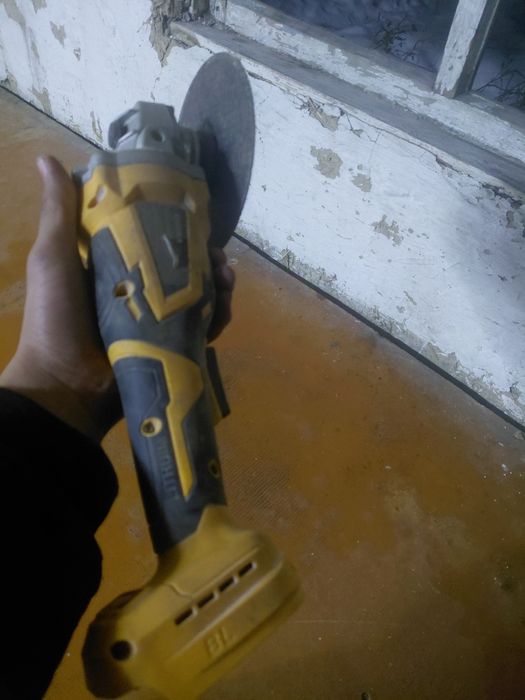 Электронной балгарка