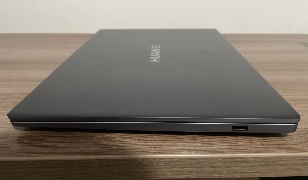 Ноутбук HUAWEI MateBook