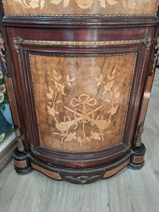 Ъглова     мебел