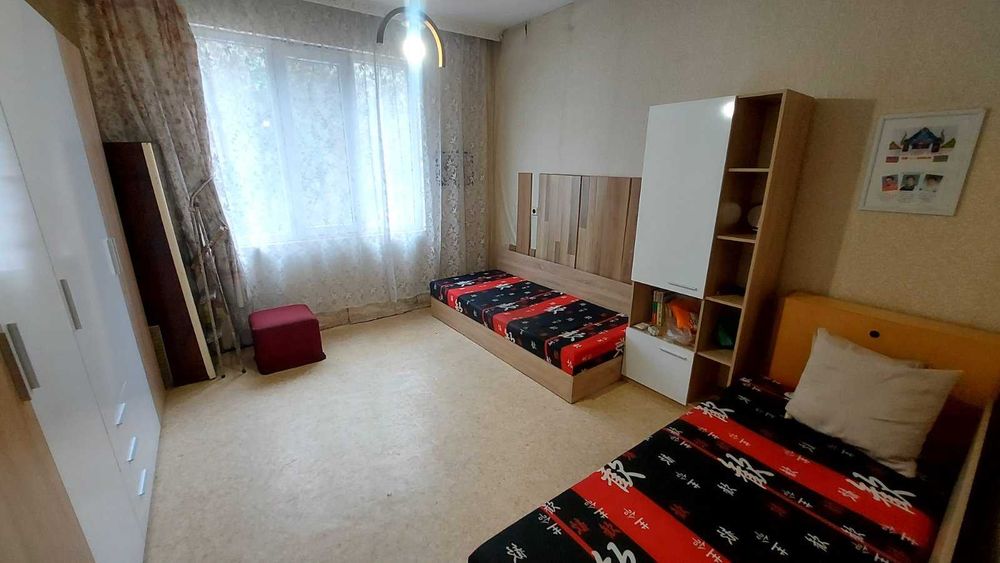 Продава се Тристаен апартамент в Хасково, Училищни - 92 кв.м за 582 €/кв.м - Снимка #3