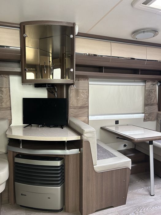 Rulota Hobby Prestige 650 axa dubla