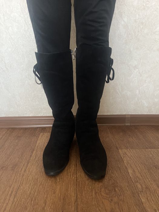 Продам сапоги замшевые