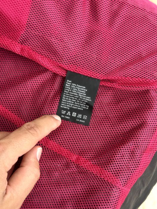 Дамско яке / ветровка Helly Hansen (HellyTech) - размер L, Отлично състояние / Водоустойчиво