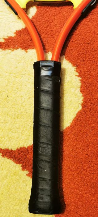 Vând rachetă tenis Head pt copii 10 ani