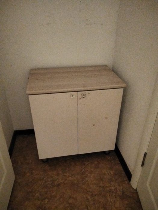 Продается шкаф на кухню