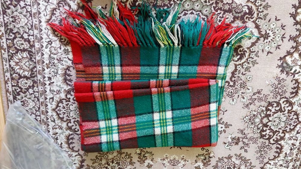 Родопски одеяла 6 броя.  35 лева за брой.