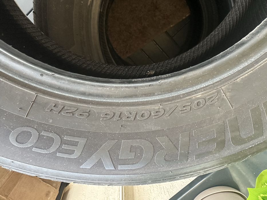 Vand anvelope vara hankook 205/55R16