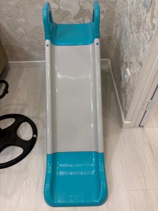Продам горку детскую