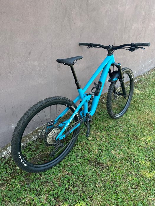 Vand bicicleta cube full suspension