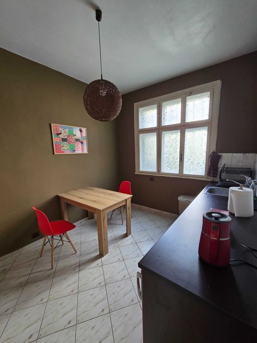 Дава се под наем Етаж от къща в София, Оборище - 65 кв.м за 999 € - Снимка #3