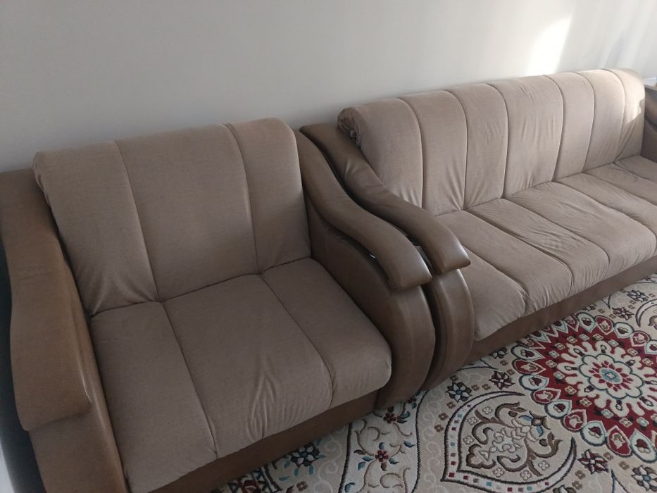 Раскладной диван с креслом