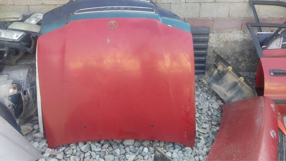 Продаю автозапчасти Карина Е