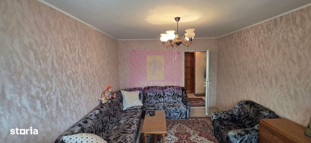 Apartament cu 2 camere de vânzare în Azuga – vedere spre munte