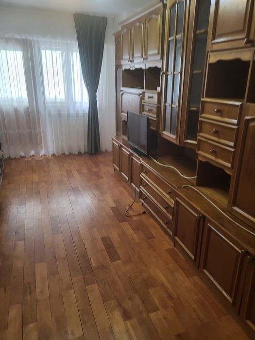 Apartament de inchiriat 3 camere