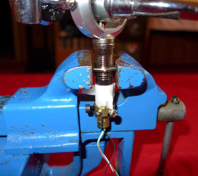 За майстора : Части  рамена, платер, мат  от JVC , Sansui