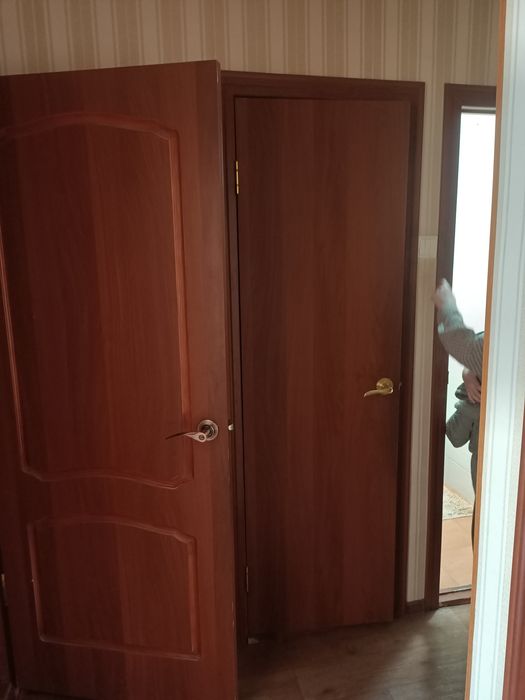 Продам двери самовывоз 2000 т