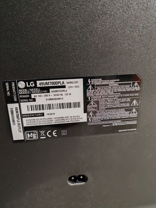 Se vinde pt piese Tv LG cu ecranul spart