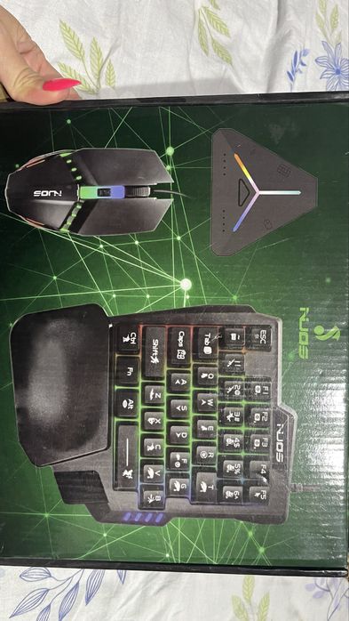 Продам игровую приставку для телефона