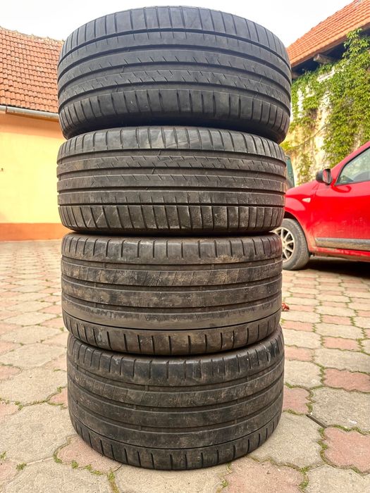 Anvelope vara 245/40/19 cu 275/35/19 RSC