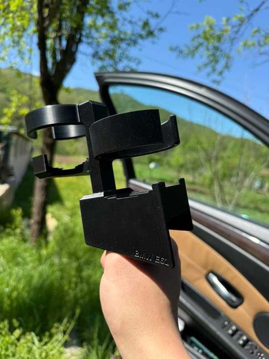 cupholder / къпхолдър за BMW е60/e61/e62