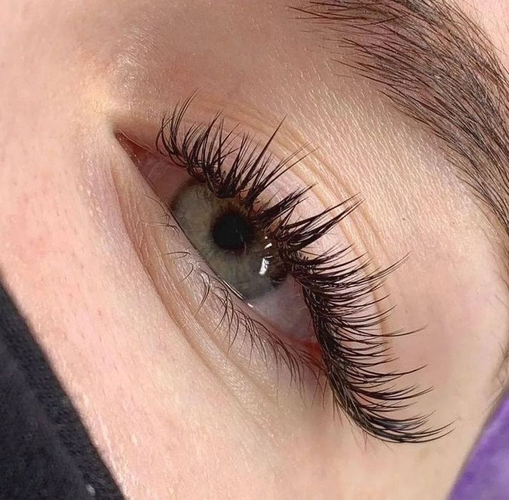 Наращивание ресниц 5000 тенге