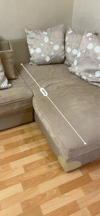 Продам угловой диван раскладнойб/у