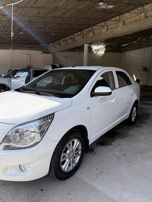 Срочно сотилади бензин