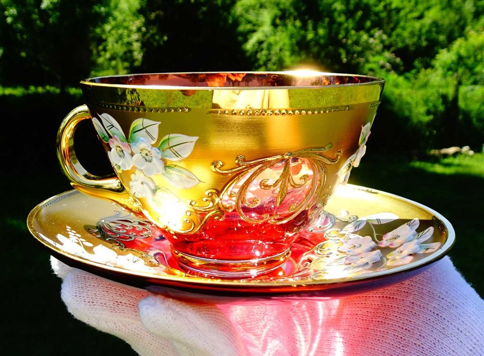 Bohemia кристална чаша с чиния,злато.