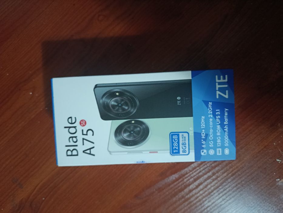 ZTE BLADE A75 новый