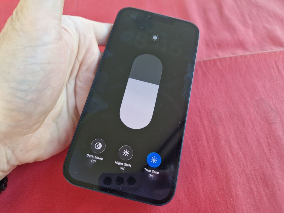-Iphone 14 ca Nou Black 128Gb 8Ram Bat: 92% ireprosabil stare perfecta poze reale doar telefonul nici o reparatie/interventie aplicatie MDM dezactivat