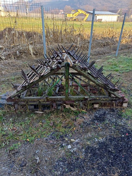 Grapa de 4 m colti sunt ca noi