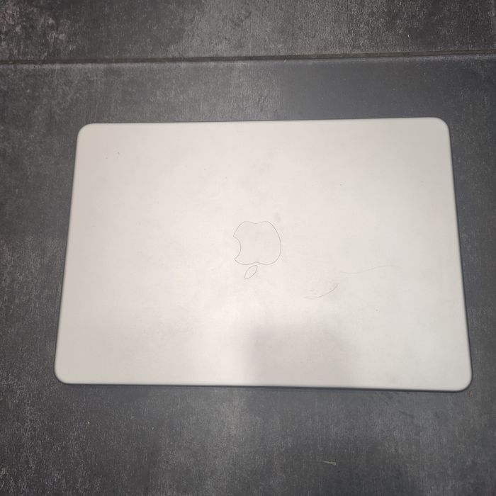 Hope Amanet P11 - MacBook Neo / 13 inch / CPU A18 Pro 6-Core / Ram 8GB / SSD 256GB / Garantie / 76614