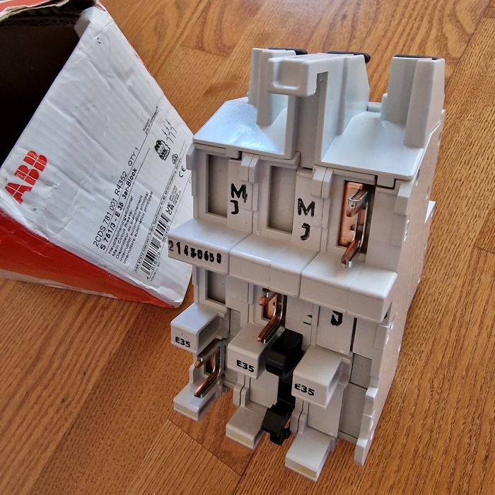 Sigurantă,intrerupator ABB S751/3-E35  Disjunctor Principal Nou