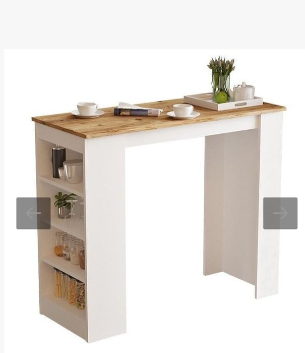 Чисто нова бар маса