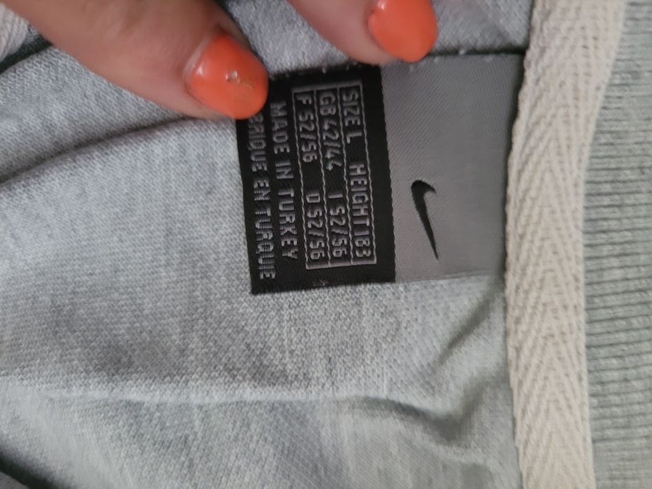 Vând tricou nike