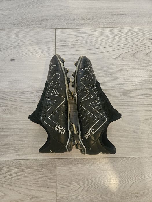 Ghete fotbal Puma, marimea 38