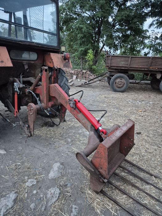 Vând utilaje agricole