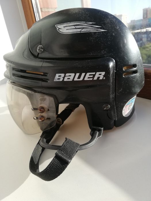 Хоккейный шлем BAUER
