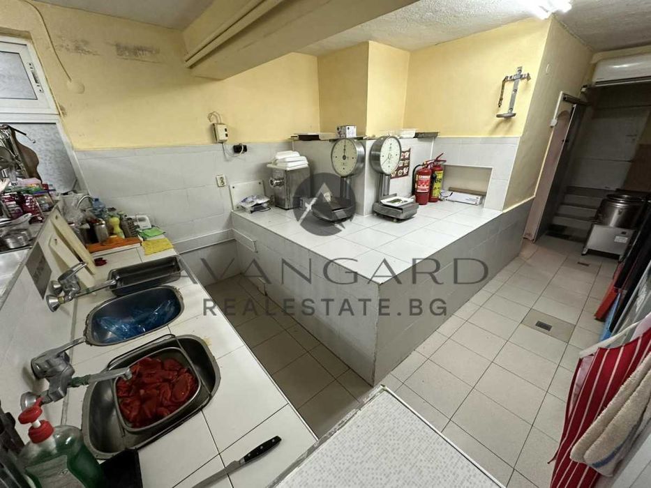 Продава се Заведение в Пловдив, Тракия - 400 кв.м за 1330 €/кв.м - Снимка #7