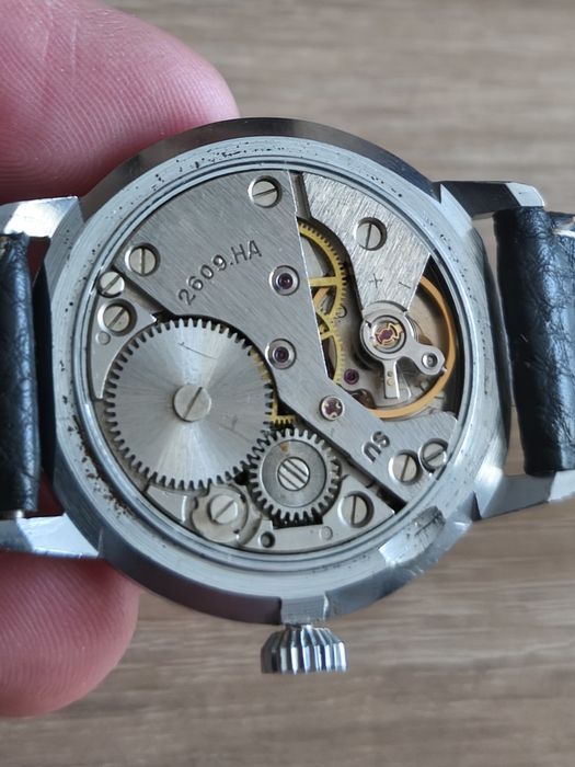 Ceas mecanic Raketa