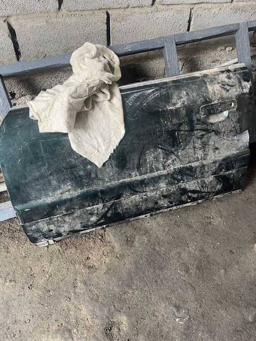 дверь ауди а 6 переднии продам