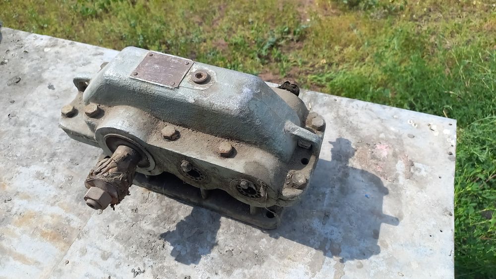 Редуктор ц2у-100