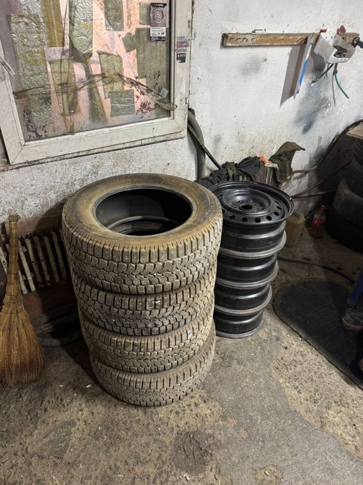 Диски штанп R16 почти новый