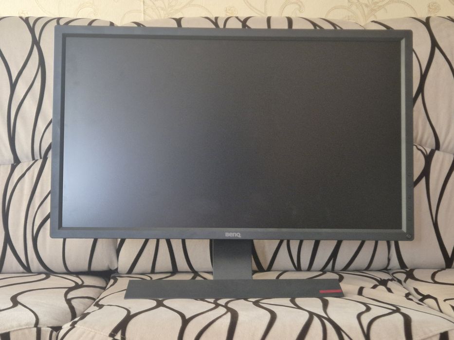 Vând monitor BENQ seria  RL2755-B